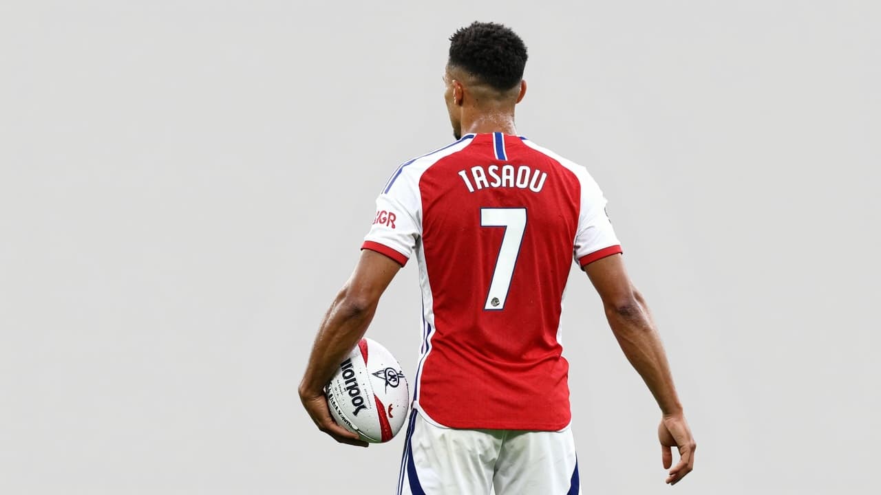 Gimenez in an Arsenal jersey